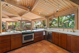 Single Family Residence, 17216 La Brisa, Rancho Santa Fe, CA 92067 - 4