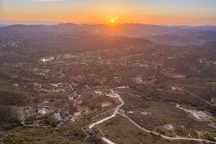 , 18035 Sunset Point rd, Poway, CA 92064 - 19