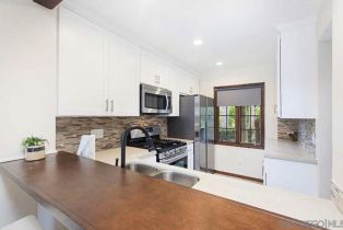 , 8682 Villa La Jolla dr, La Jolla, CA 92037 - 4