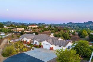 Single Family Residence, 31113 North Star way, Valley Center, CA 92082 - 2