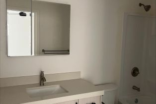 , 256 B ave, Coronado, CA 92118 - 9