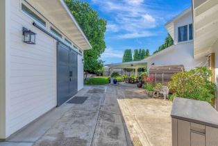 Single Family Residence, 1572 Indus st, Newport Beach, CA 92660 - 37