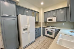 Condominium, 6464 Terraza Portico, Carlsbad, CA 92009 - 3