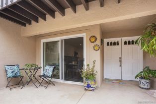 Single Family Residence, 2026 Avenue of the Trees, Carlsbad, CA 92008 - 4