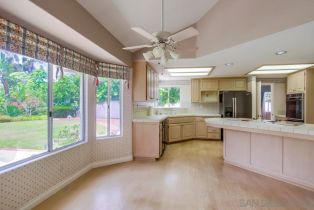 Single Family Residence, 14258 Arbolitos dr, Poway, CA 92064 - 13