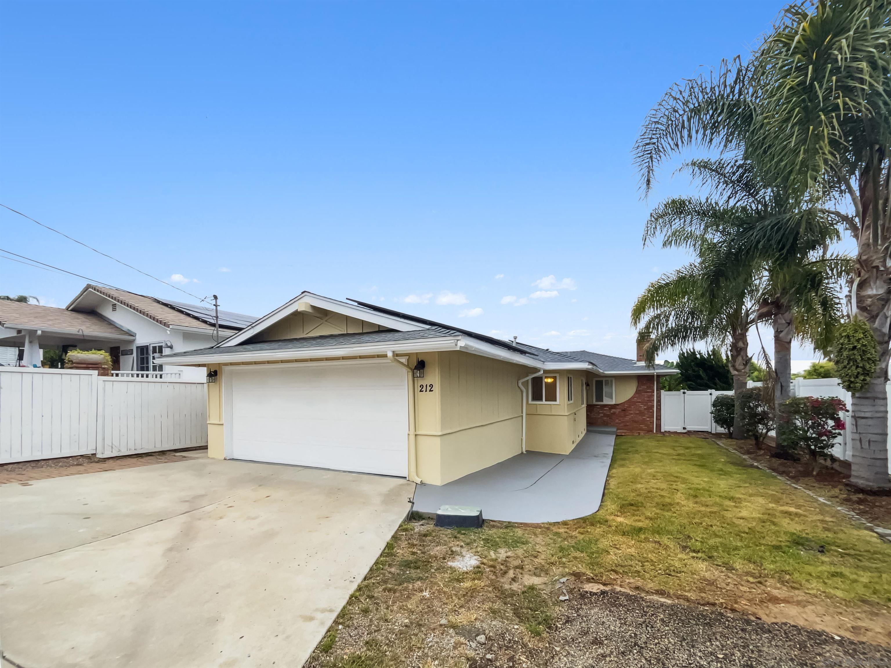 Single Family Residence, 212 Wisconsin st, Fallbrook, CA 92028 - 1