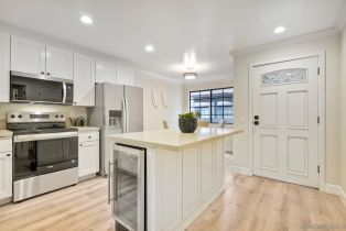 Condominium, 8860 Villa La Jolla dr, La Jolla, CA 92037 - 11