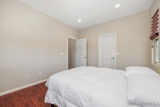 Single Family Residence, 7347 Circulo Ronda, Carlsbad, CA 92009 - 24