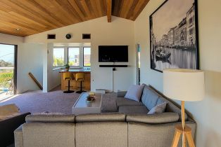 , 5643 Linda Rosa ave, La Jolla, CA 92037 - 5