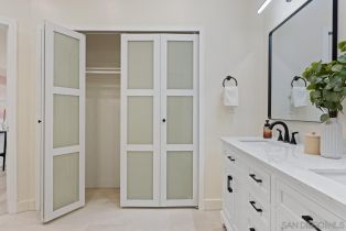 Single Family Residence, 8206 Caminito Lacayo, La Jolla, CA 92037 - 32