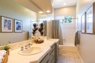 Single Family Residence, 1411 Surrey hts, Fallbrook, CA 92028 - 17