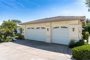 Single Family Residence, 1411 Surrey hts, Fallbrook, CA 92028 - 4