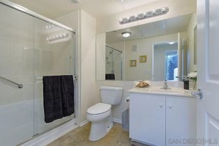 , 9245 Regents rd, La Jolla, CA 92037 - 6