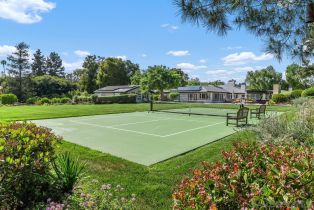 Single Family Residence, 6351 Lago Lindo, Rancho Santa Fe, CA 92067 - 4