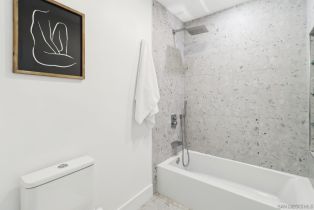 Single Family Residence, 7117 Obelisco cir, Carlsbad, CA 92009 - 28