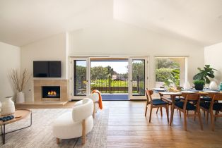 Residential Lease, 2452 Azure Coast Dr, La Jolla, CA  La Jolla, CA 92037