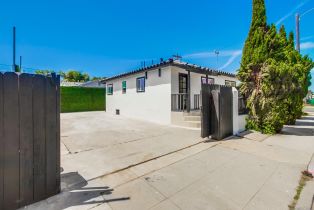 Single Family Residence, 1303 Center ave, Oceanside, CA 92054 - 38