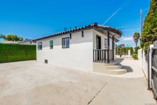 Single Family Residence, 1303 Center ave, Oceanside, CA 92054 - 40