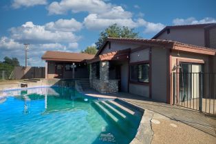 Single Family Residence, 27332 Cool Water Ranch rd, Valley Center, CA 92082 - 19