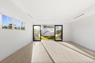 Single Family Residence, 7214 Fay ave, La Jolla, CA 92037 - 7