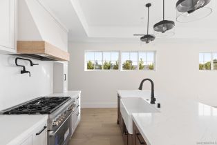 Single Family Residence, 7214 Fay ave, La Jolla, CA 92037 - 9