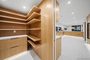 Residential Income, 7372 Fay ave, La Jolla, CA 92037 - 17