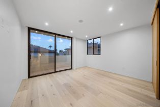 Residential Income, 7372 Fay ave, La Jolla, CA 92037 - 41