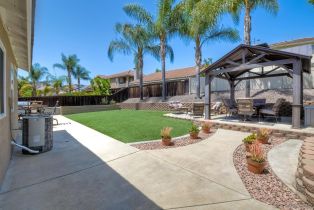 Single Family Residence, 3358 Lake Circle dr, Fallbrook, CA 92028 - 32