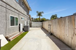 Single Family Residence, 5163 Alamosa Park dr, Oceanside, CA 92057 - 39