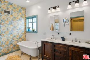 Single Family Residence, 46 Wavecrest ave, Venice, CA 90291 - 24