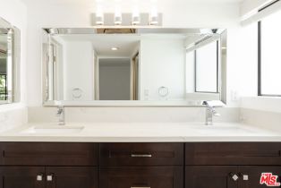 , 1738 BENTLEY ave, Westwood, CA 90025 - 16