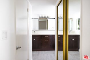 , 1738 BENTLEY ave, Westwood, CA 90025 - 15