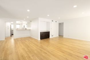 , 1738 BENTLEY ave, Westwood, CA 90025 - 3