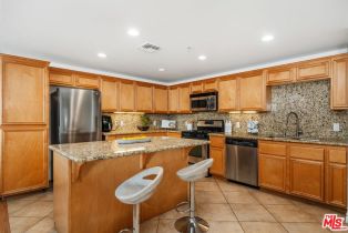 Condominium, 13200 Pacific Promenade prome, Playa Vista, CA 90094 - 15