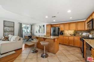Condominium, 13200 Pacific Promenade prome, Playa Vista, CA 90094 - 13