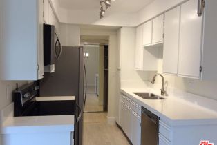 , 1131 Alta Loma rd, West Hollywood , CA 90069 - 7