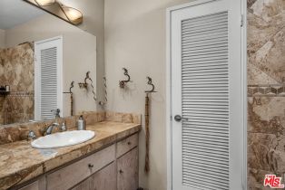 Condominium, 1766 Midvale ave, Wilshire Corridor, CA 90024 - 16