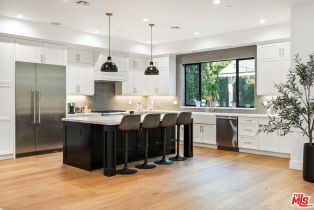 Single Family Residence, 5510 Columbus ave, Sherman Oaks, CA 91411 - 9