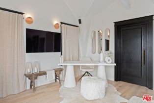 , 653 Palisades Beach rd, Santa Monica, CA 90402 - 25