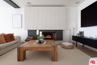 , 653 Palisades Beach rd, Santa Monica, CA 90402 - 9