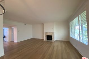 , 125 Elm dr, Beverly Hills, CA 90212 - 7