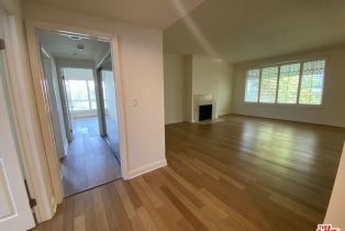 , 125 Elm dr, Beverly Hills, CA 90212 - 10