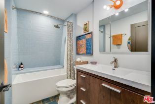 Single Family Residence, 25813 Dark Creek rd, Calabasas, CA 91302 - 14