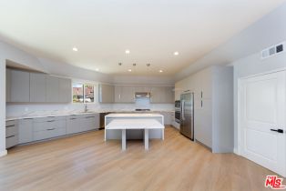 Single Family Residence, 2143 Kerwood ave, Wilshire Corridor, CA 90025 - 9