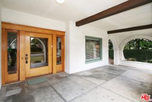 , 801 Rodeo dr, Beverly Hills, CA 90210 - 2