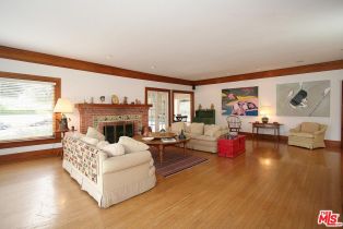 , 801 Rodeo dr, Beverly Hills, CA 90210 - 6