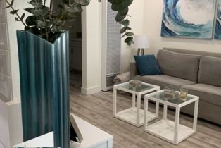 Condominium, 2721   2nd St, Santa Monica, CA  Santa Monica, CA 90405