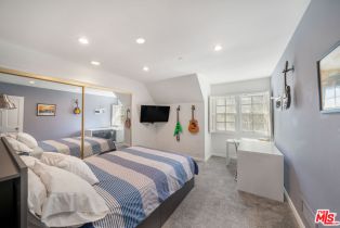 Single Family Residence, 5200 Collier pl, Woodland Hills, CA 91364 - 29