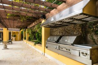 Single Family Residence, 820 Grinnell dr, Burbank, CA 91501 - 45