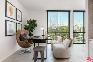 Condominium, 300 Swall dr, Beverly Hills, CA 90211 - 6